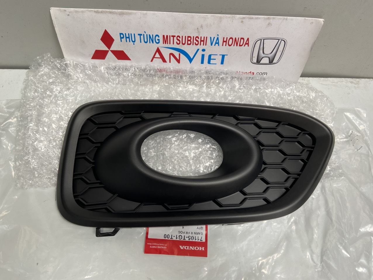 Ốp đèn sương mù xe Honda BRIO